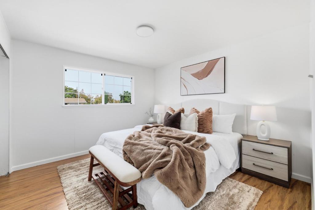 2366 Fatjo Place Property Photo 45