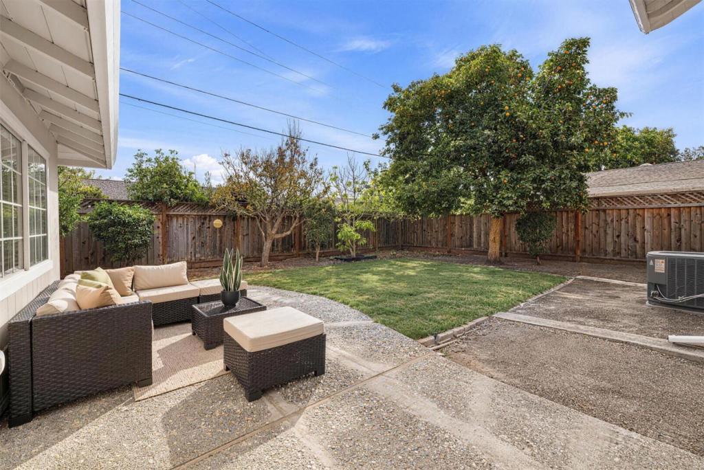 2366 Fatjo Place Property Photo 64