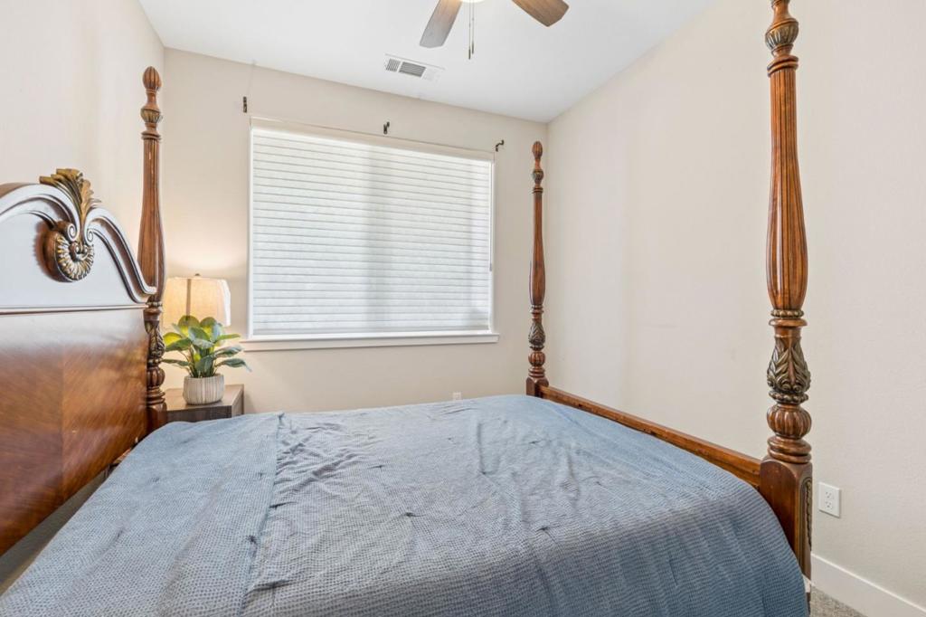 3807 Louis Krohn Drive Property Photo 34