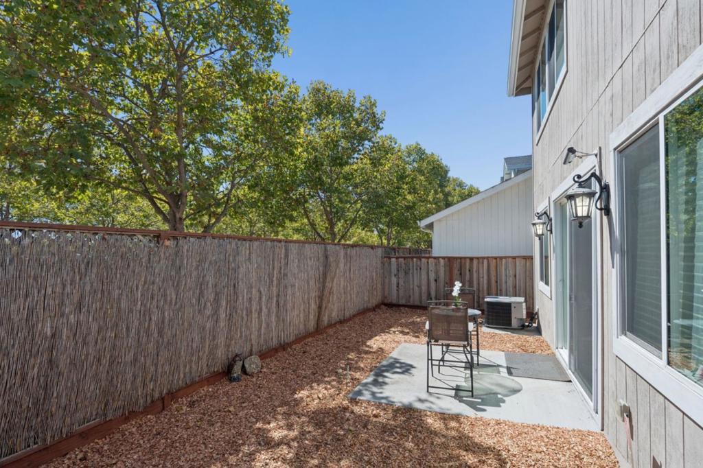 3807 Louis Krohn Drive Property Photo 39