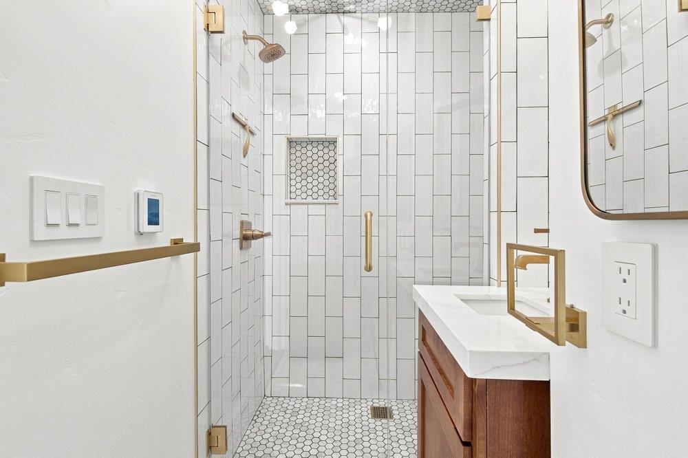 ML82060478 Property Photo 16