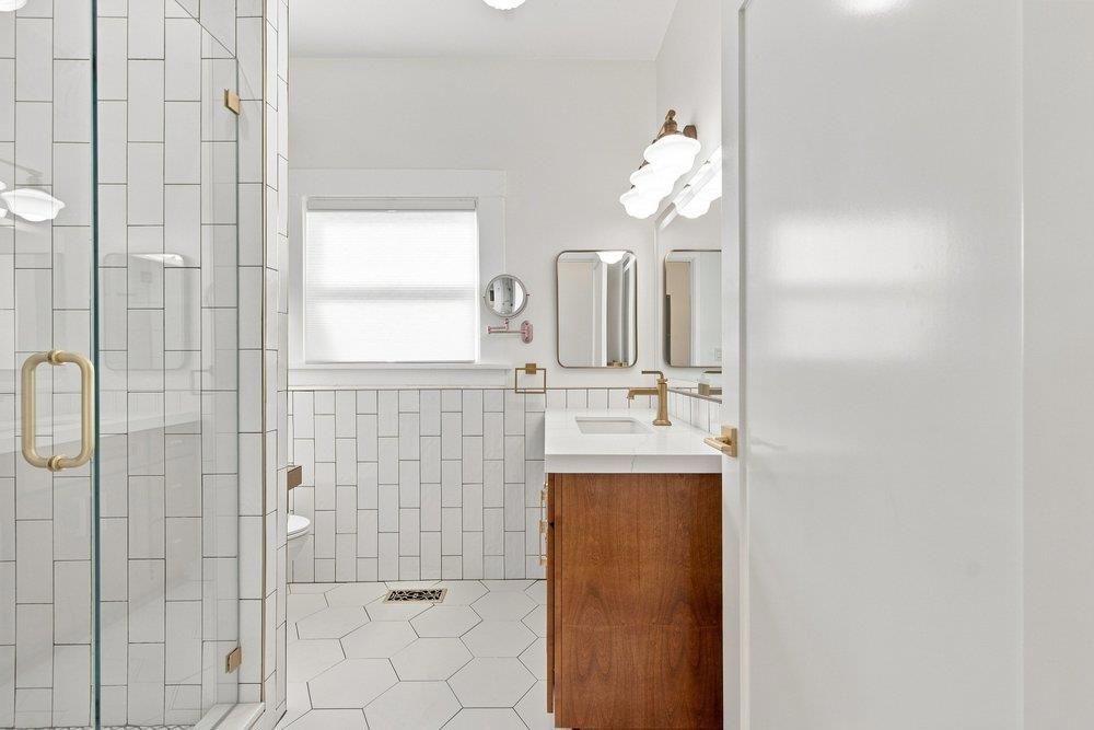 ML82060478 Property Photo 21