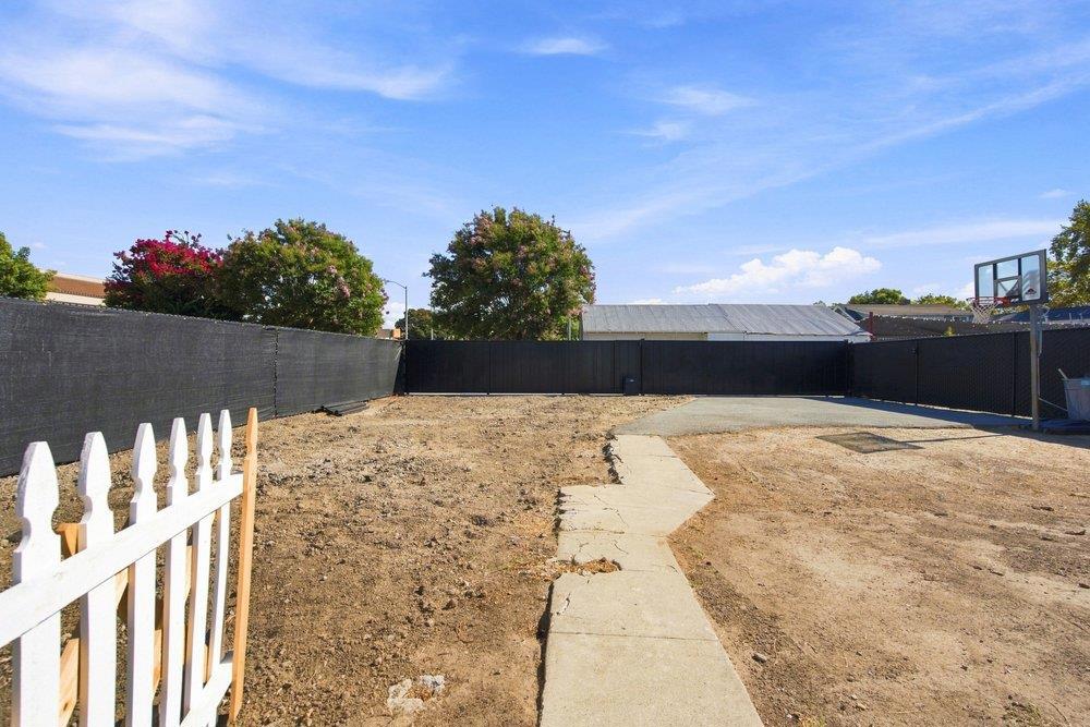 ML82060478 Property Photo 25