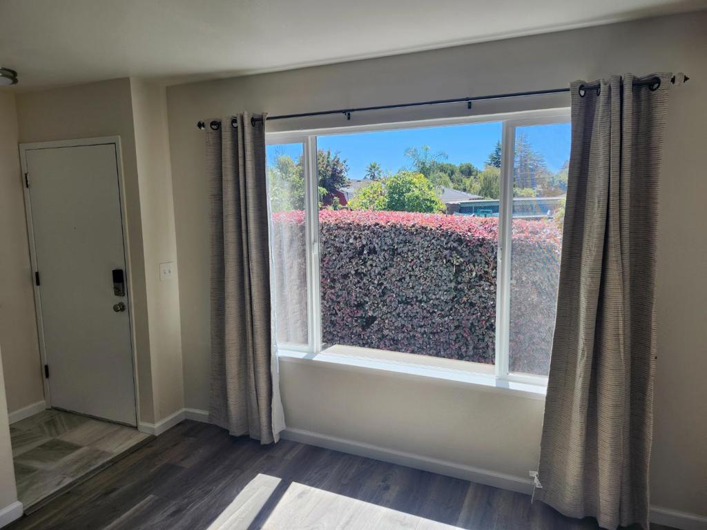 1266 7th Avenue Property Photo 16