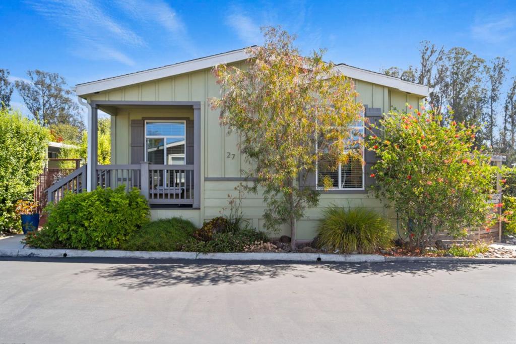 27 Pepperwood Way 27 Property Photo 1
