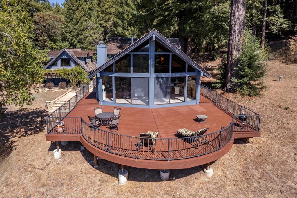 24343 Mountain Charlie Road Property Photo 1