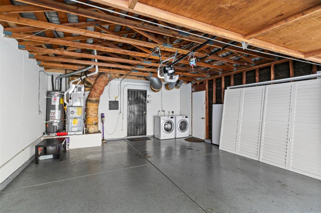 61 Thousand Oaks Street Property Photo 27