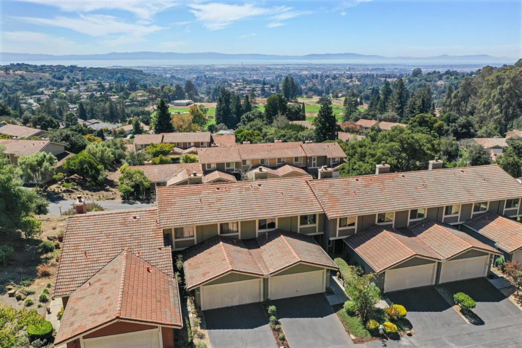 61 Thousand Oaks Street Property Photo 35