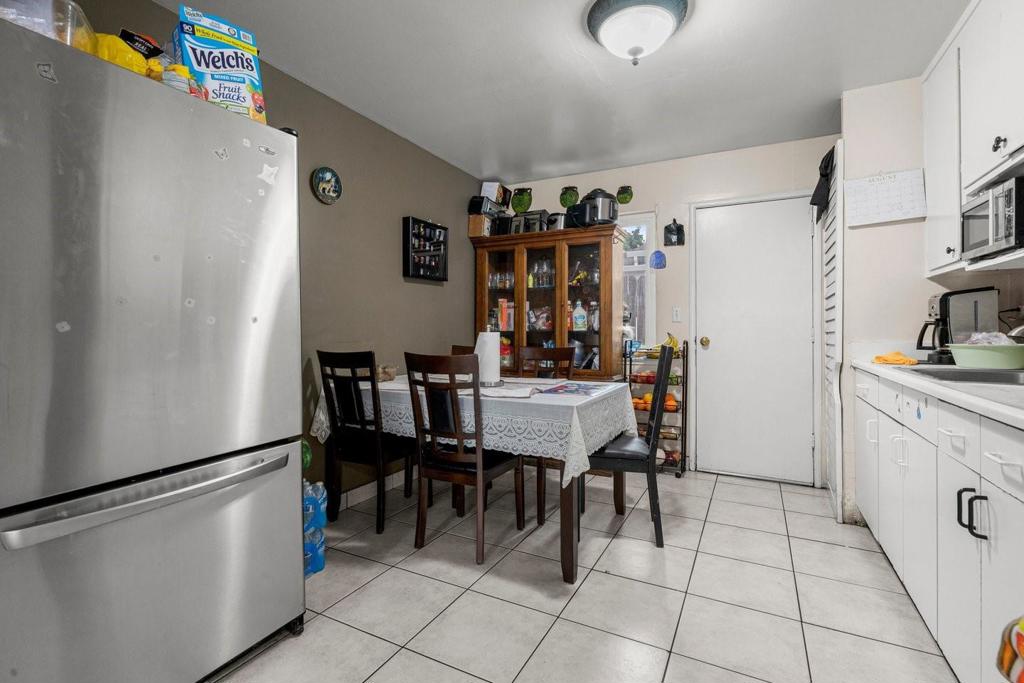 2151 Lausett Avenue Property Photo 14