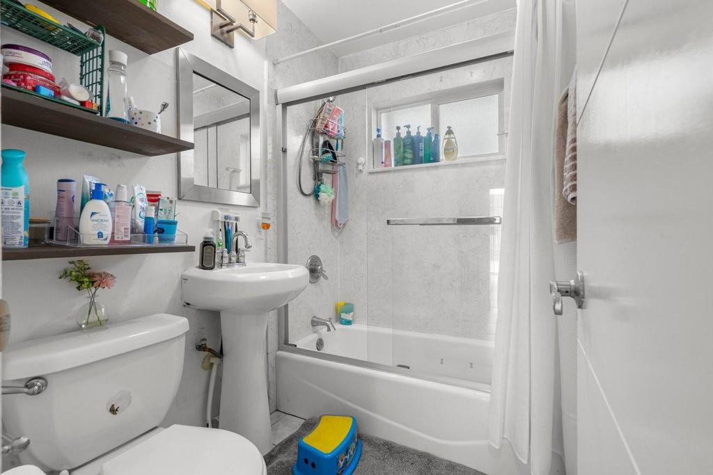 2151 Lausett Avenue Property Photo 19