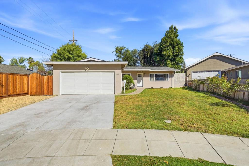 408 Casita Court Property Photo 1