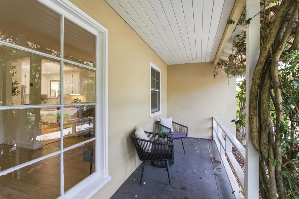 22071 Hibiscus Drive Property Photo 4