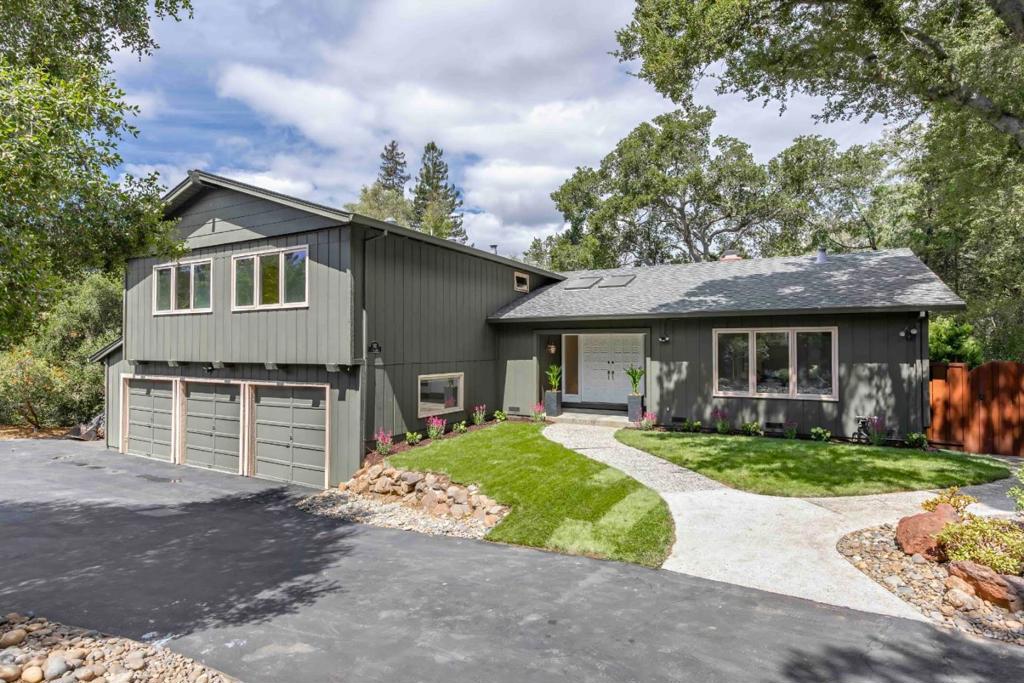 545 Pine Lane Property Photo