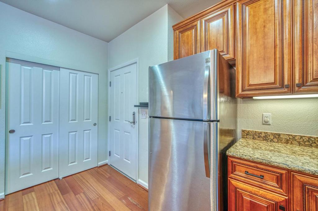 1445 Fruitdale Avenue 101 Property Photo 6