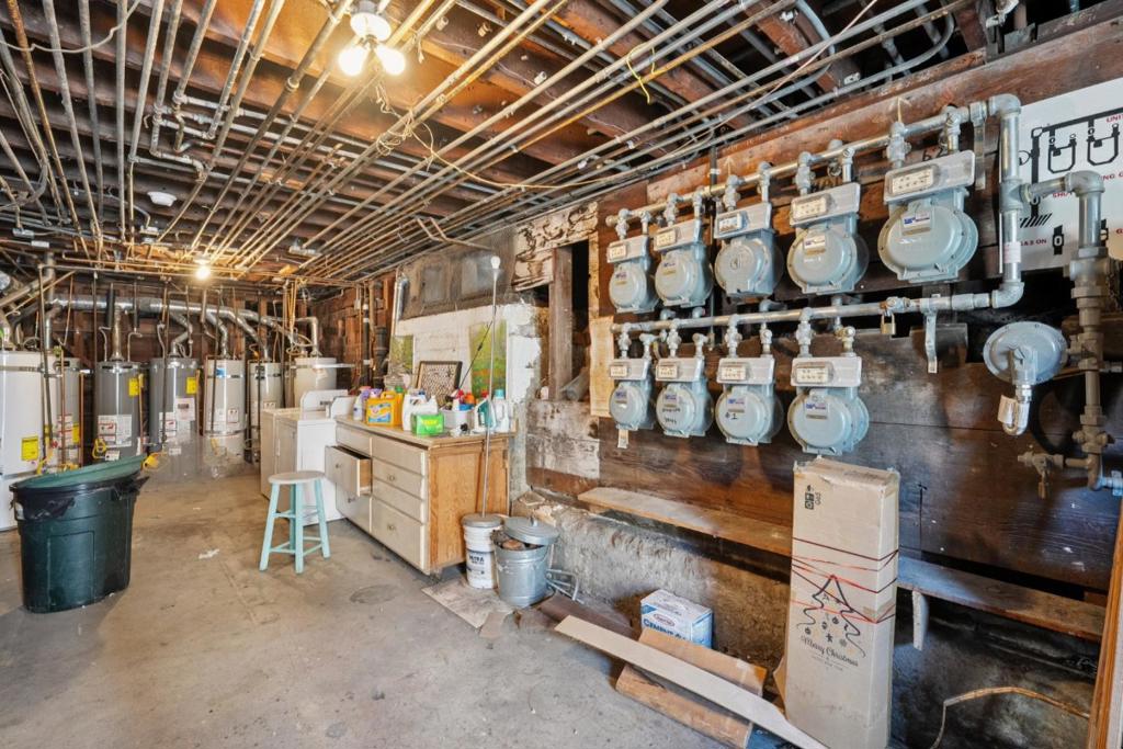 1660 Mason Street Property Photo 17