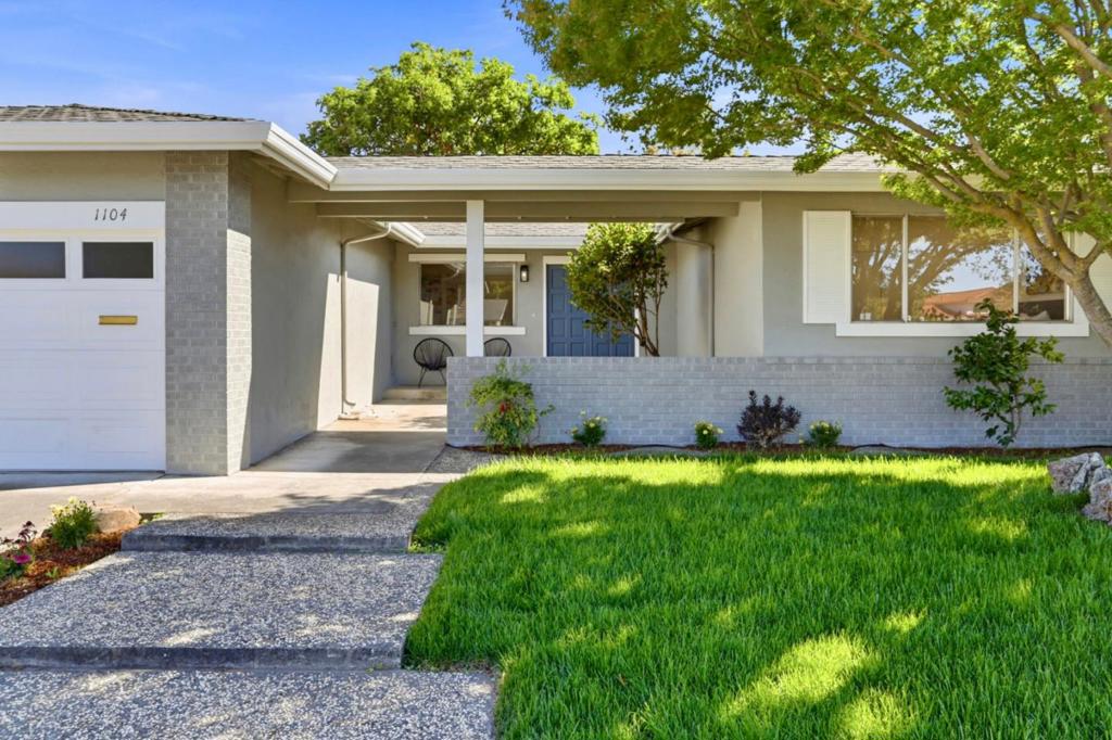 1104 Lillick Drive Property Photo 4