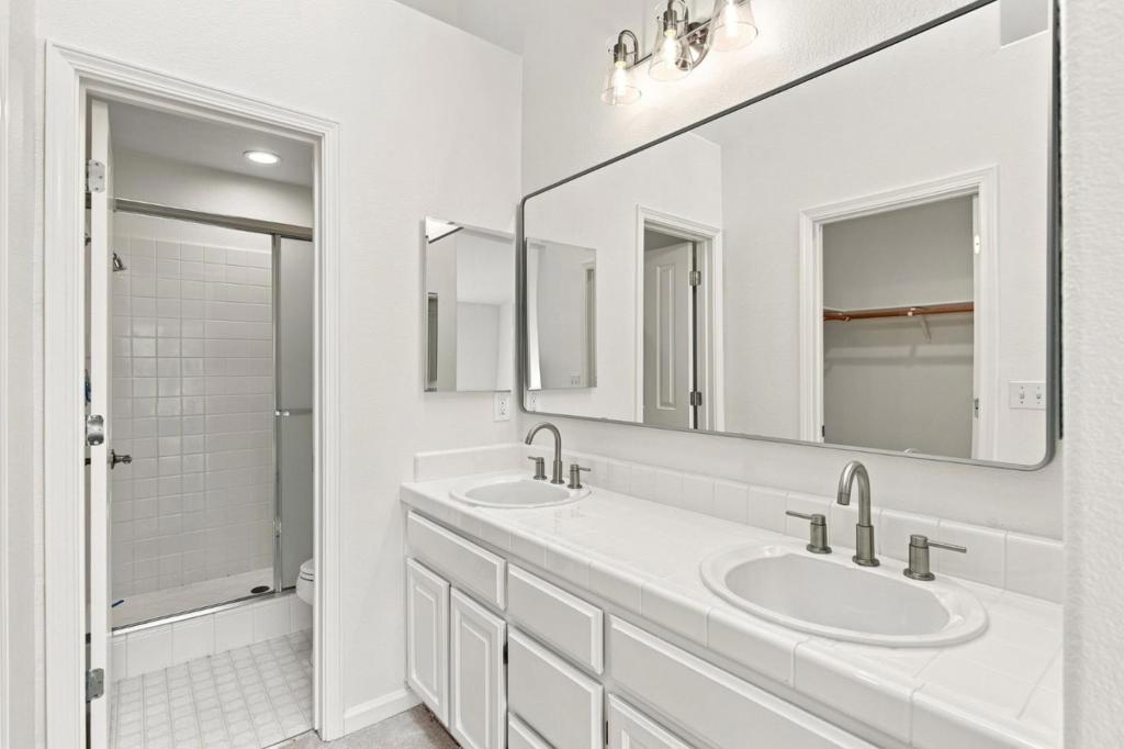 34 Erin Lane Property Photo 24