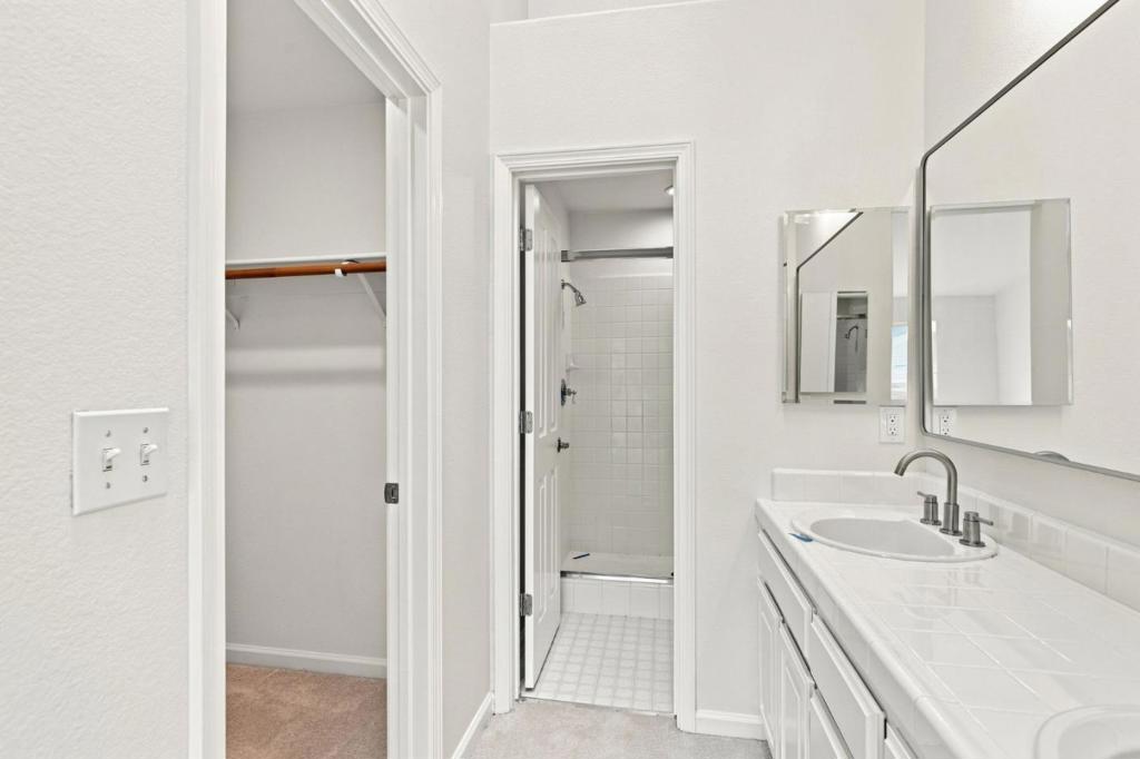 34 Erin Lane Property Photo 25