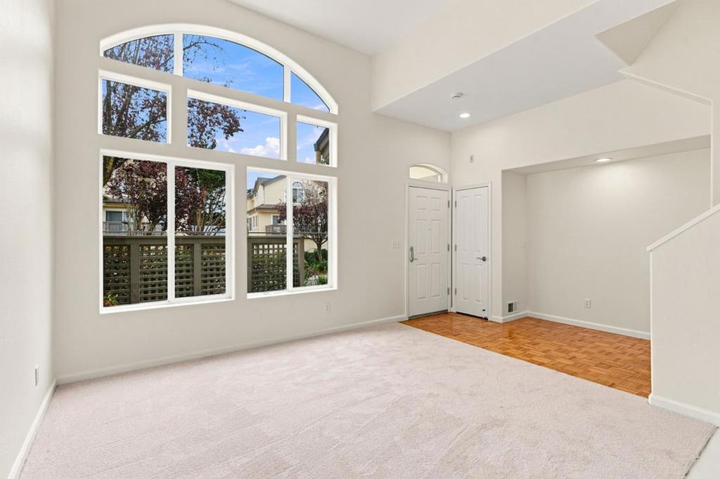 34 Erin Lane Property Photo 36