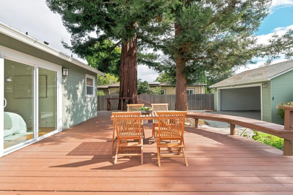 710 7th Avenue Property Photo 25