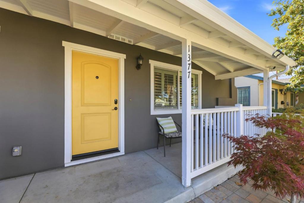 1377 San Juan Avenue Property Photo 6