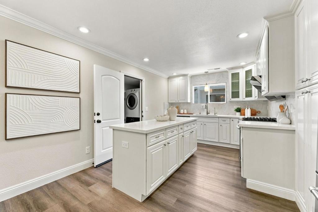 1377 San Juan Avenue Property Photo 8