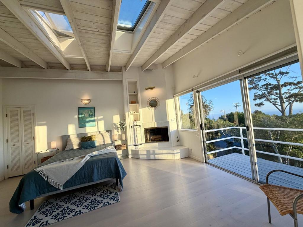 555 Vista Del Mar Drive Property Photo 26