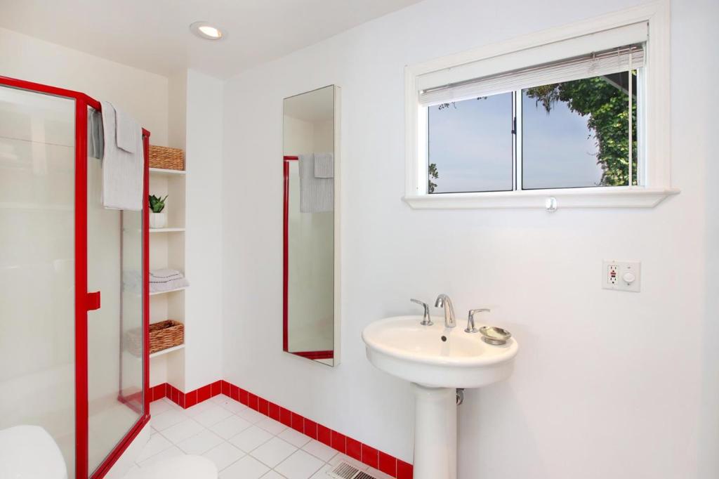 555 Vista Del Mar Drive Property Photo 34