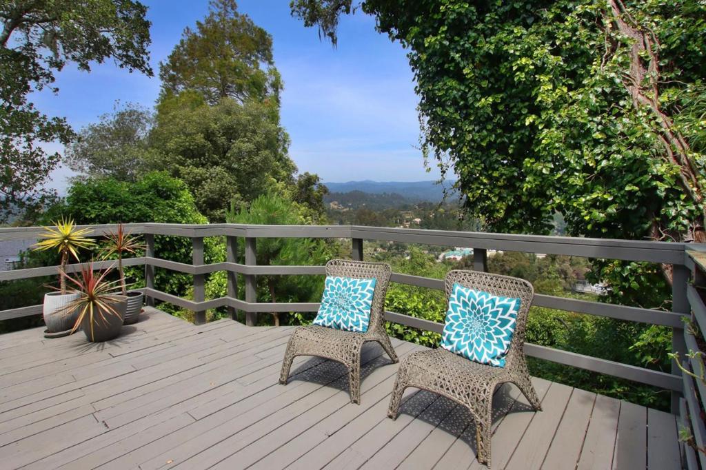 555 Vista Del Mar Drive Property Photo 38