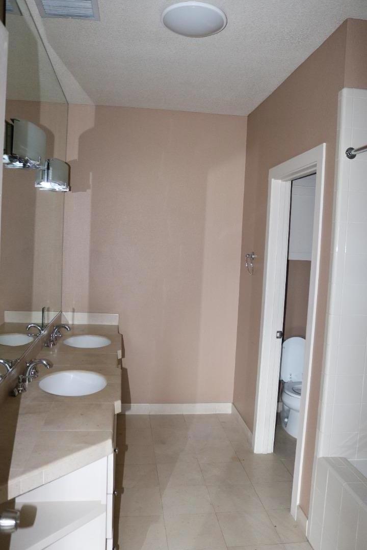 1800 El Camino Real Property Photo 12
