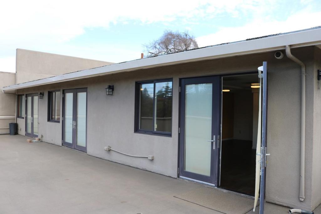 1800 El Camino Real Property Photo 22