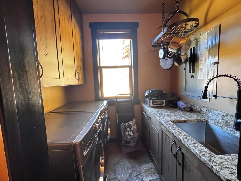 2280 Roan Road Property Photo 45