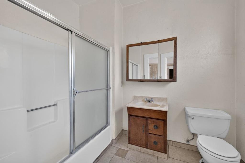483 N 12th Street Property Photo 28
