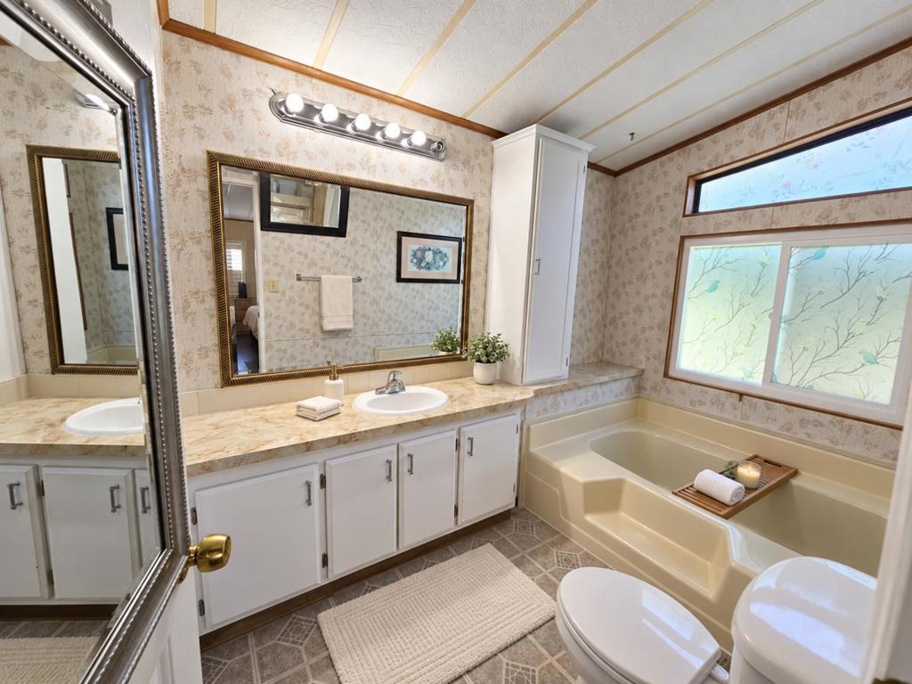 3074 Oakbridge Drive 3074 Property Photo 17