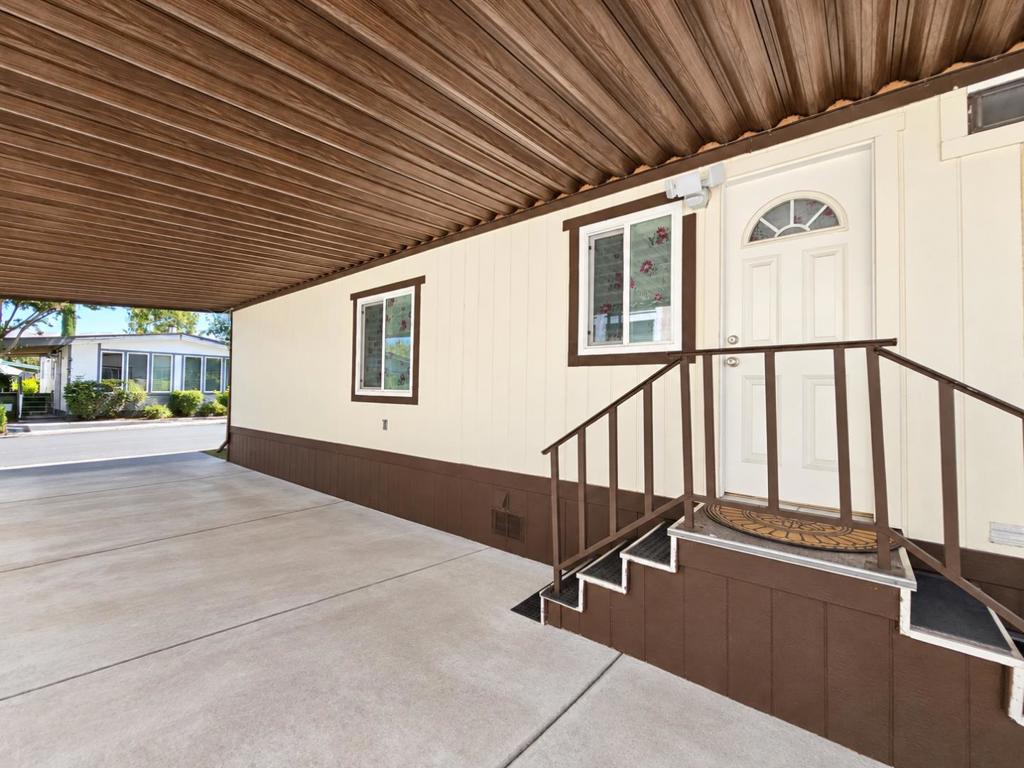 3074 Oakbridge Drive 3074 Property Photo 20
