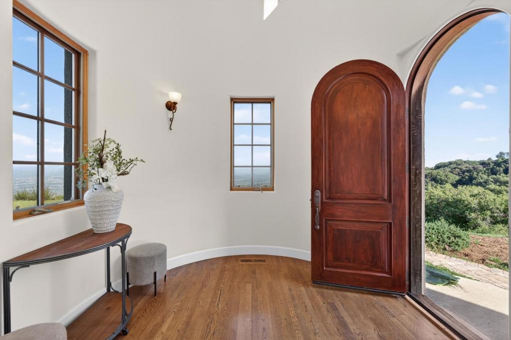 17599 Montebello Road Property Photo 11