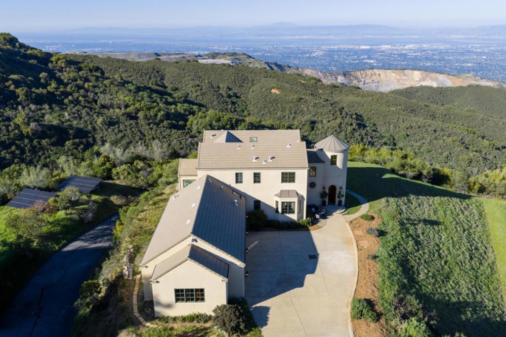 17599 Montebello Road Property Photo 48