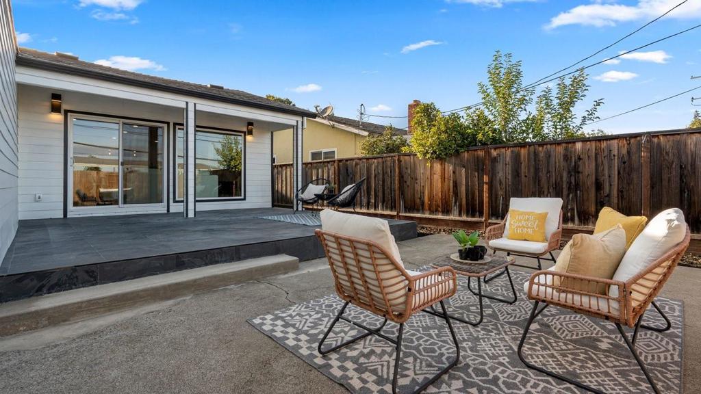 2048 Mayfield Avenue Property Photo 31