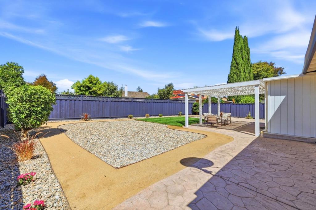 551 Edelweiss Drive Property Photo 32