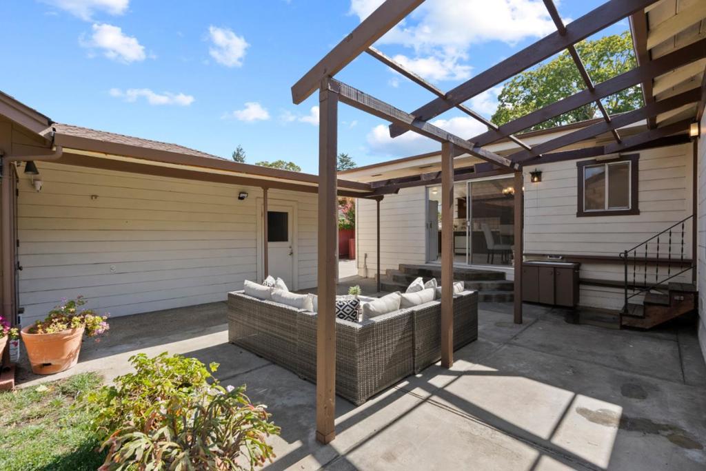 794 Encina Grande Drive Property Photo 42