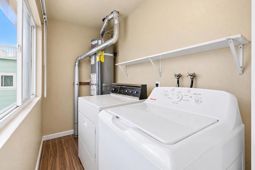 325 E Saint John Street Property Photo 8