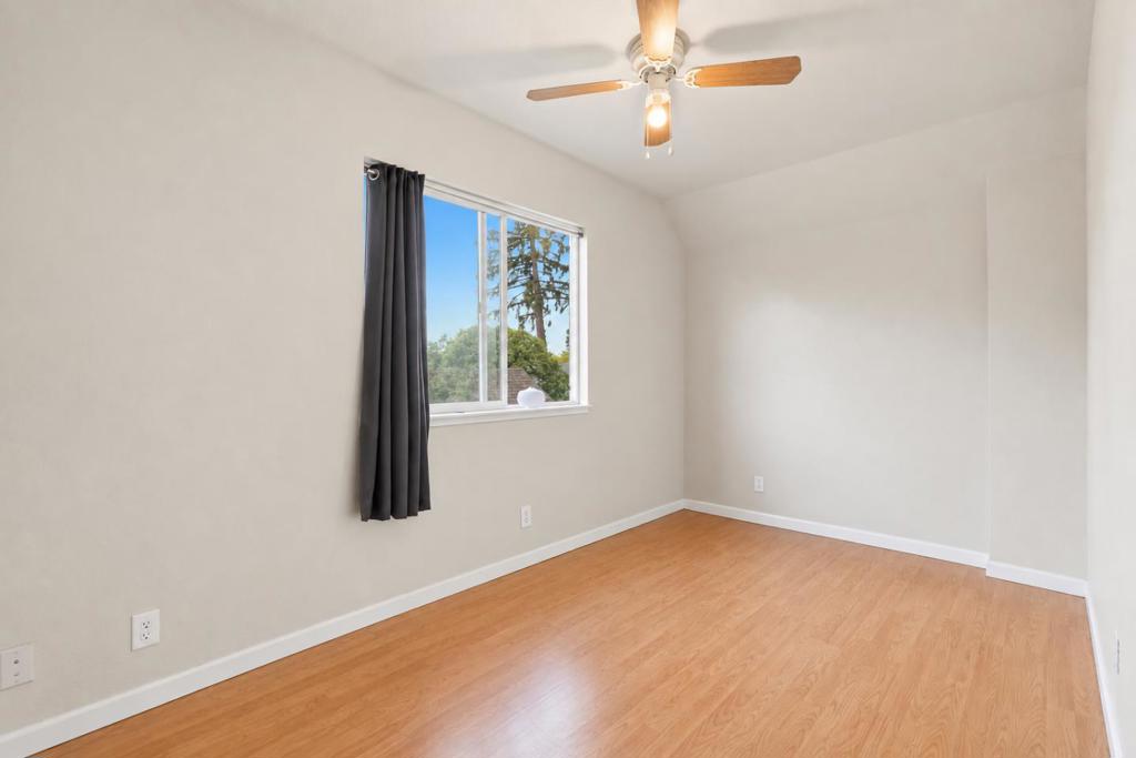 325 E Saint John Street Property Photo 11