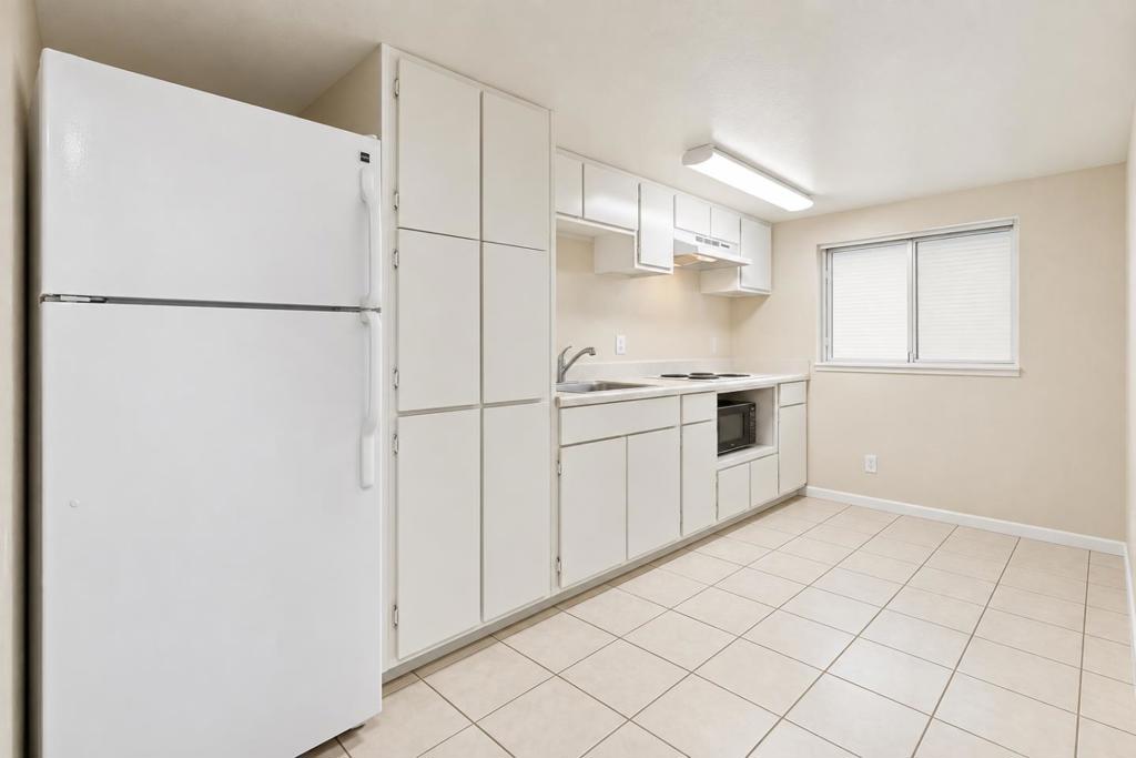 325 E Saint John Street Property Photo 15