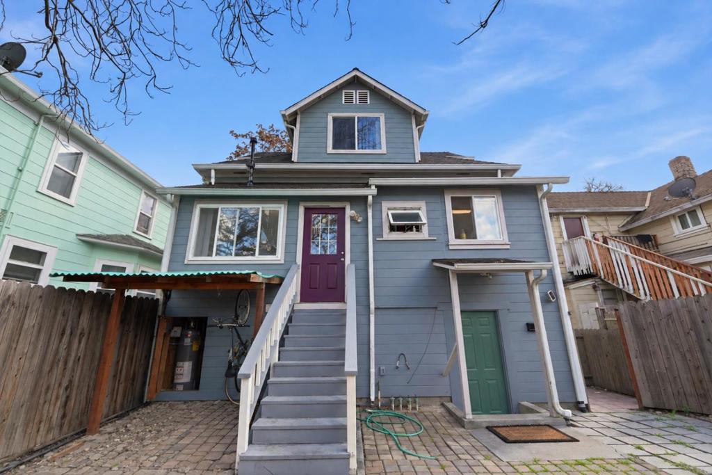 325 E Saint John Street Property Photo 19