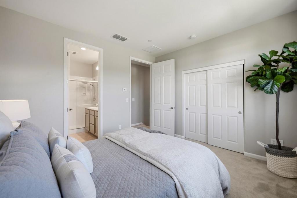 17982 Monterey Property Photo 7