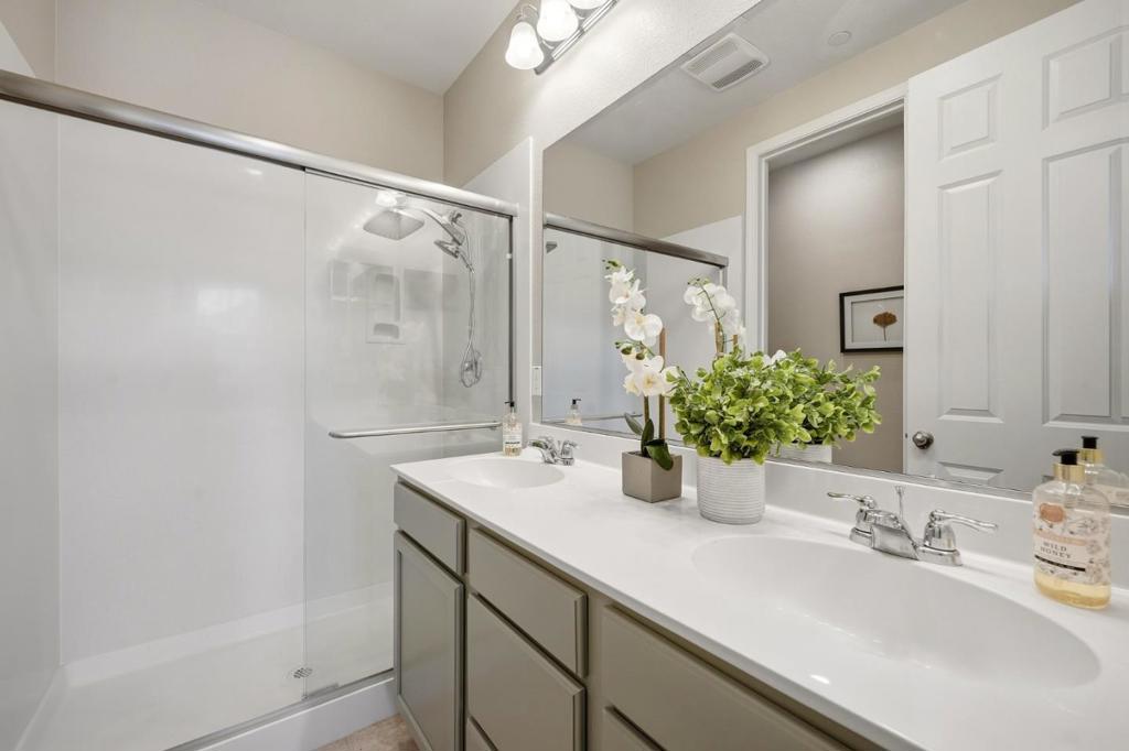 17982 Monterey Property Photo 8