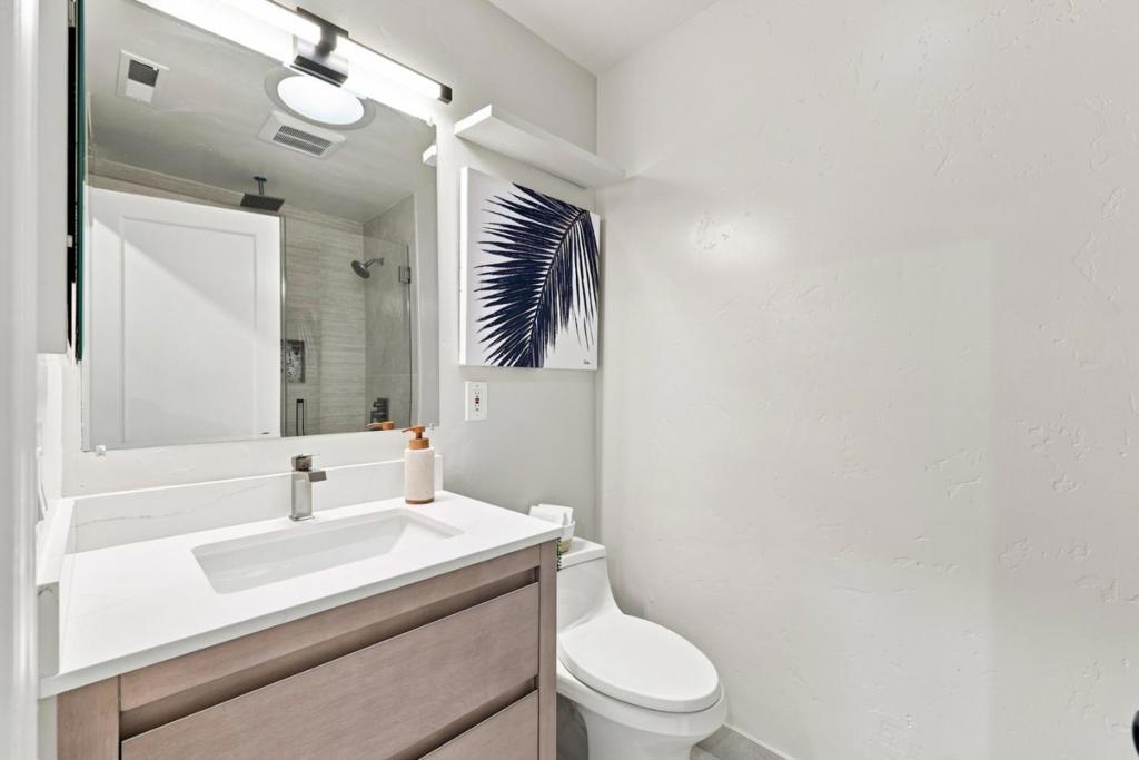 2297 Radio Avenue Property Photo 31
