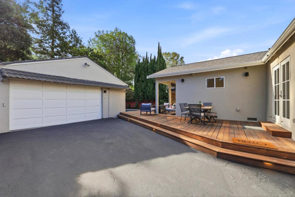 2297 Radio Avenue Property Photo 46