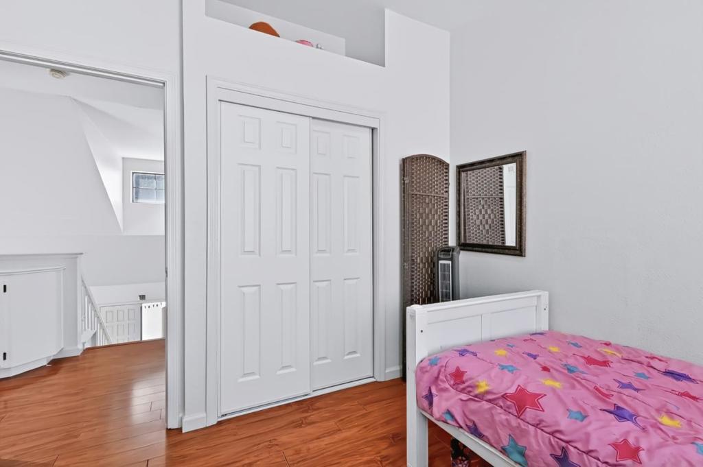 34312 Mulberry Terrace Property Photo 18