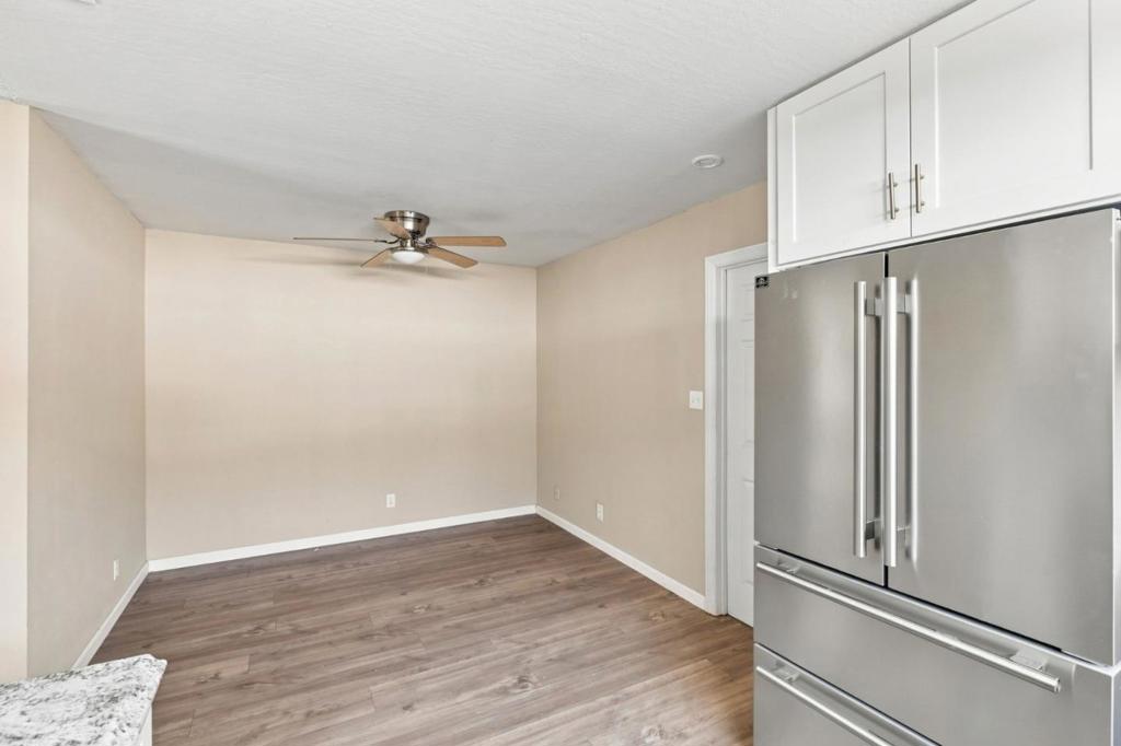 4716 Stonehurst Way Property Photo 14